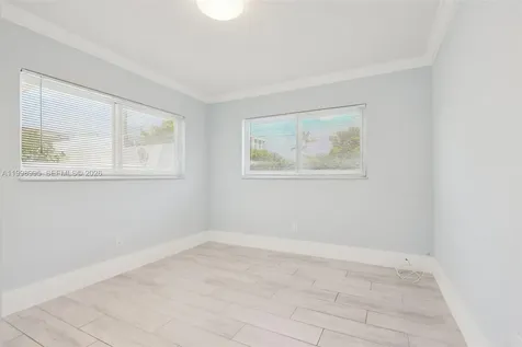 1682 NE 124th Lane North Miami FL 33181