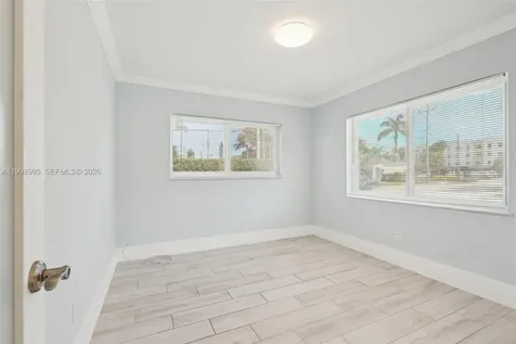 1682 NE 124th Lane North Miami FL 33181