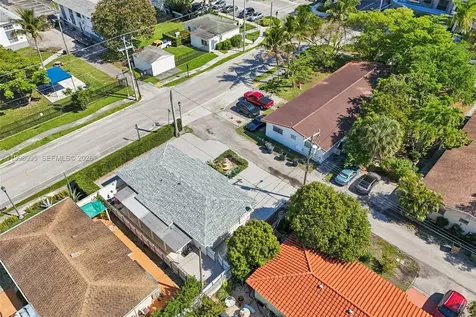 1682 NE 124th Lane North Miami FL 33181