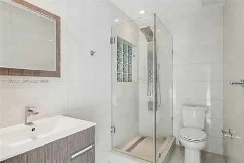1682 NE 124th Lane North Miami FL 33181