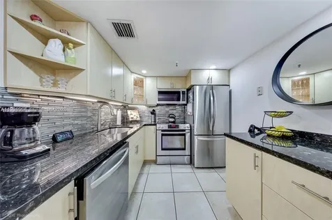 4301 Collins Avenue Miami Beach FL 33140