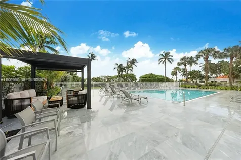 4301 Collins Avenue Miami Beach FL 33140