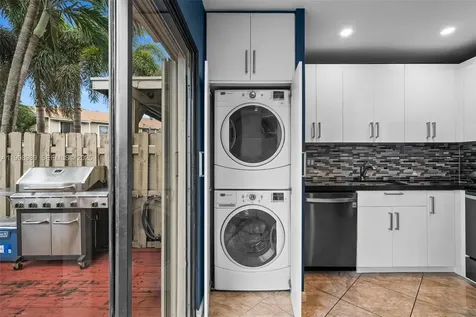 11166 NW 37th Street Sunrise FL 33351