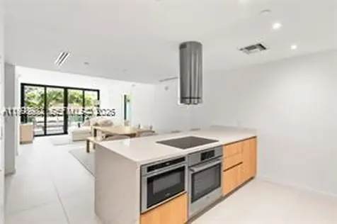 9901 W Bay Harbor Drive Bay Harbor Islands FL 33154