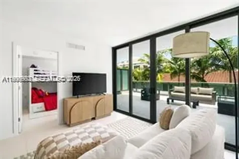 9901 W Bay Harbor Drive Bay Harbor Islands FL 33154