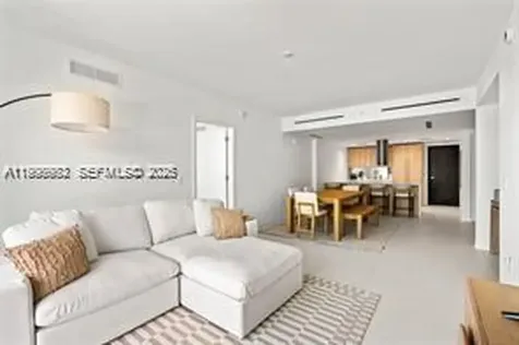9901 W Bay Harbor Drive Bay Harbor Islands FL 33154