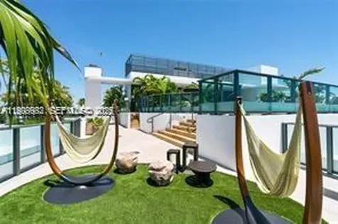 9901 W Bay Harbor Drive Bay Harbor Islands FL 33154