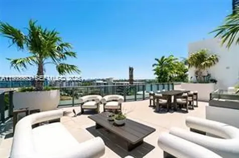 9901 W Bay Harbor Drive Bay Harbor Islands FL 33154