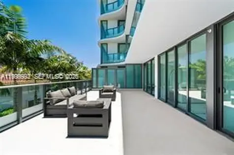 9901 W Bay Harbor Drive Bay Harbor Islands FL 33154
