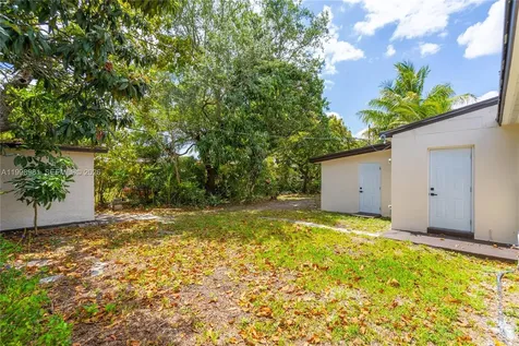 1000 NW 198th Street Miami Gardens FL 33169