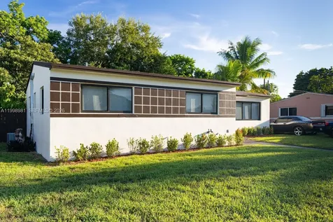 1000 NW 198th Street Miami Gardens FL 33169