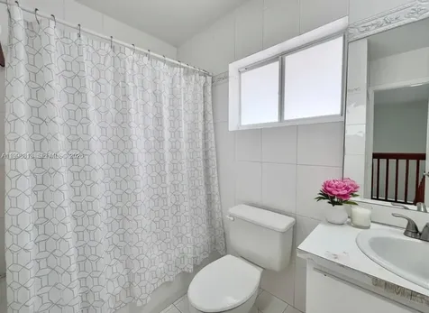 10140 SW 26th Terrace Miami FL 33165