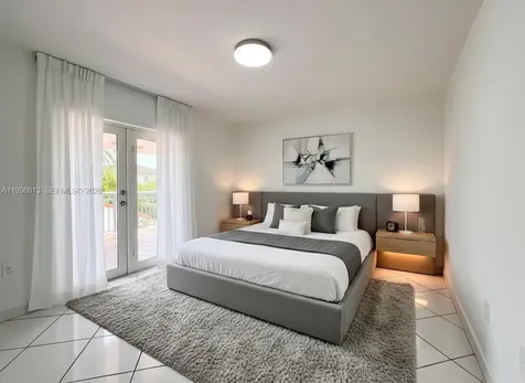 10140 SW 26th Terrace Miami FL 33165