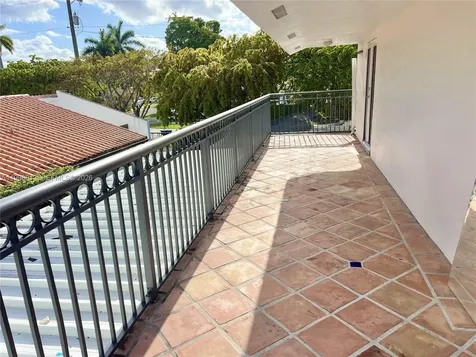 10140 SW 26th Terrace Miami FL 33165