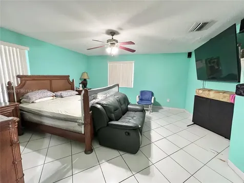 10140 SW 26th Terrace Miami FL 33165