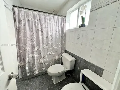 10140 SW 26th Terrace Miami FL 33165
