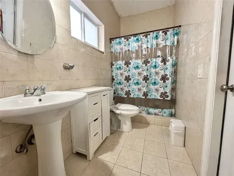 10140 SW 26th Terrace Miami FL 33165