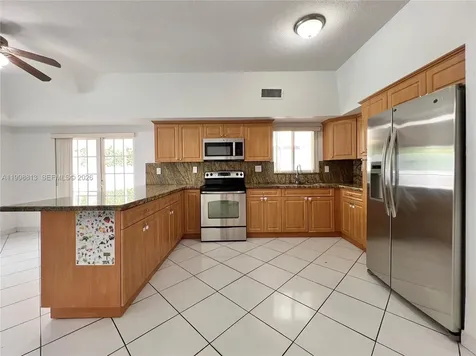 10140 SW 26th Terrace Miami FL 33165
