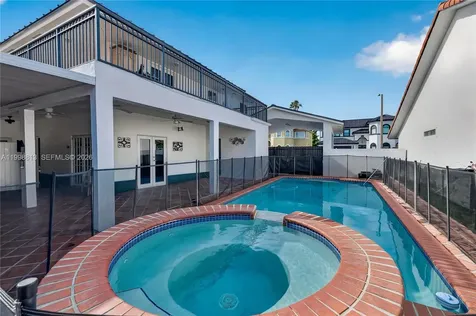 10140 SW 26th Terrace Miami FL 33165
