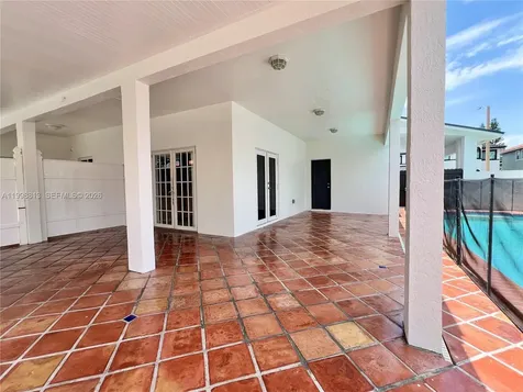 10140 SW 26th Terrace Miami FL 33165