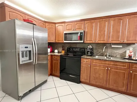 10140 SW 26th Terrace Miami FL 33165