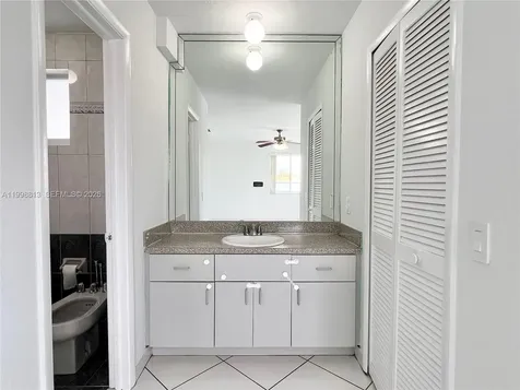 10140 SW 26th Terrace Miami FL 33165
