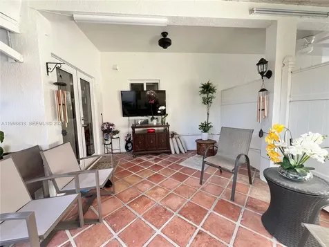 10140 SW 26th Terrace Miami FL 33165