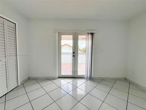 10140 SW 26th Terrace Miami FL 33165