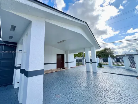 10140 SW 26th Terrace Miami FL 33165