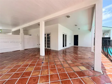 10140 SW 26th Terrace Miami FL 33165