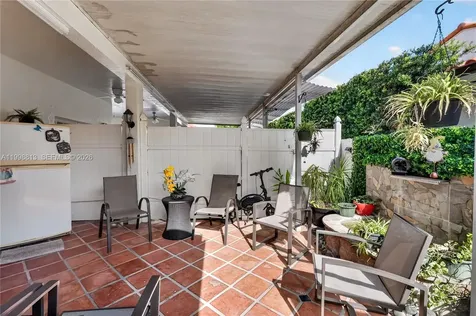 10140 SW 26th Terrace Miami FL 33165