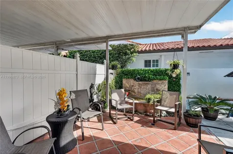 10140 SW 26th Terrace Miami FL 33165
