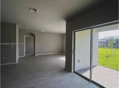 30 1pl Cape Coral FL 33914