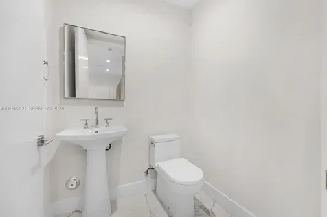 275 Giralda Avenue Coral Gables FL 33134