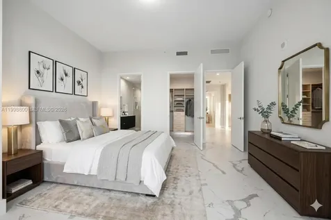 275 Giralda Avenue Coral Gables FL 33134