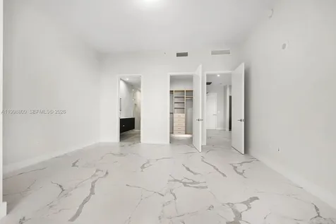 275 Giralda Avenue Coral Gables FL 33134