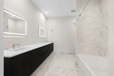 275 Giralda Avenue Coral Gables FL 33134