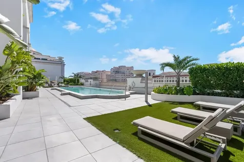 275 Giralda Avenue Coral Gables FL 33134