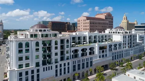 275 Giralda Avenue Coral Gables FL 33134