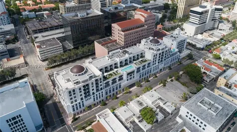 275 Giralda Avenue Coral Gables FL 33134