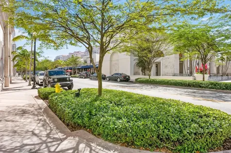 275 Giralda Avenue Coral Gables FL 33134