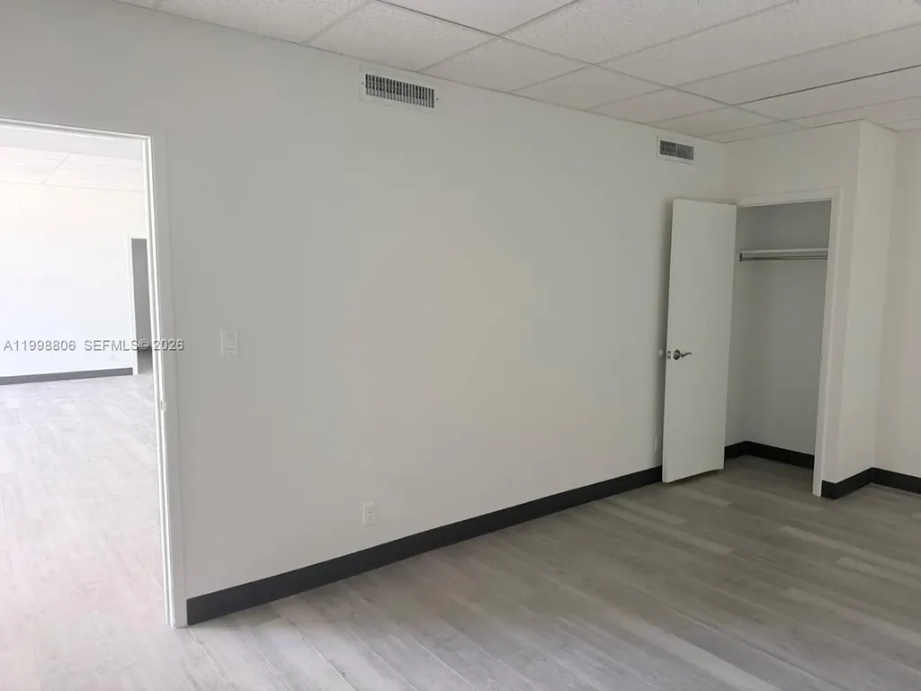 2876 E Oakland Park Boulevard Fort Lauderdale FL 33306