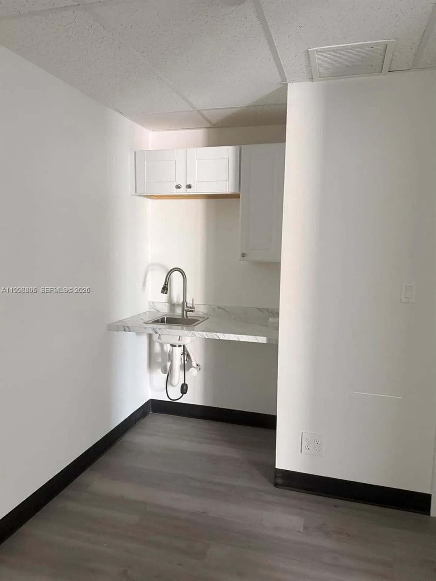 2876 E Oakland Park Boulevard Fort Lauderdale FL 33306
