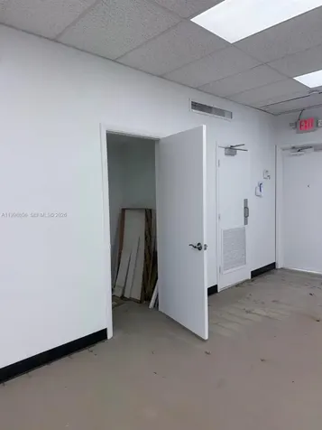 2876 E Oakland Park Boulevard Fort Lauderdale FL 33306
