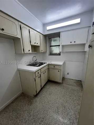 675 SW 7th Avenue Miami FL 33130