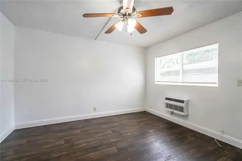 3049 NW 9th Avenue Wilton Manors FL 33311