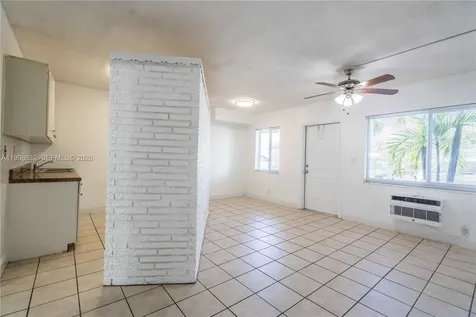 3049 NW 9th Avenue Wilton Manors FL 33311