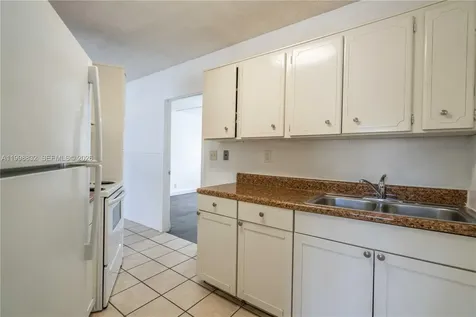3049 NW 9th Avenue Wilton Manors FL 33311