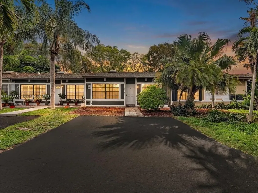 13406 SW 102nd Lane Miami FL 33186