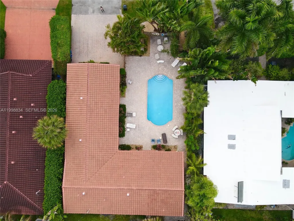 2033 NE 33rd Avenue Fort Lauderdale FL 33305
